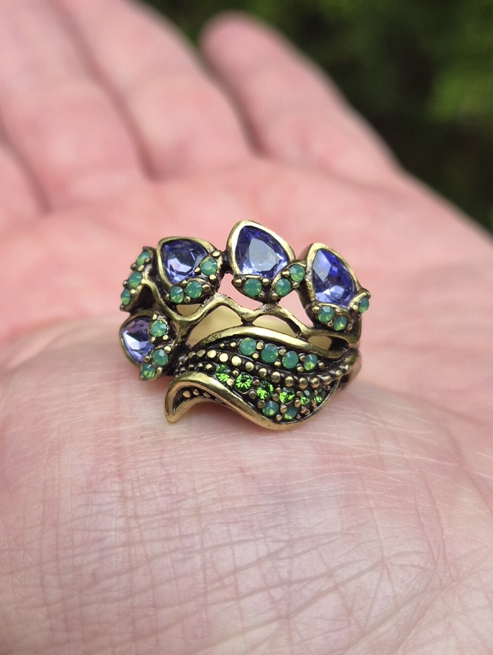 Heidi Daus Leaf Blue Fruit Berries Berry Crystal Ring Size 8 Retired Rare - Picture 8 of 8